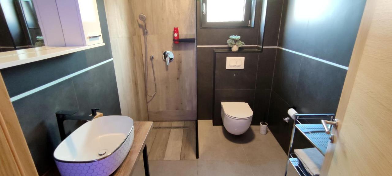 Spacious Modern Apartment Biograd na Moru Kültér fotó